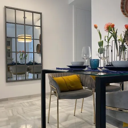 Apartment Palacio Caballeros. Parking/wifi