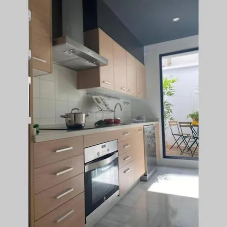 Palacio Caballeros. Parking/wifi